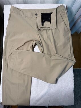 lululemon athletica Men's Khaki Performance Chinos 36-30